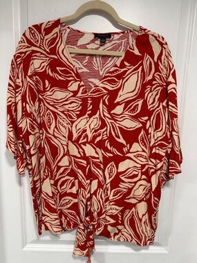 TAMARA H 1X V-Neck Tie-Front Top